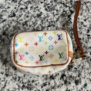 Louis Vuitton Wapity pouch